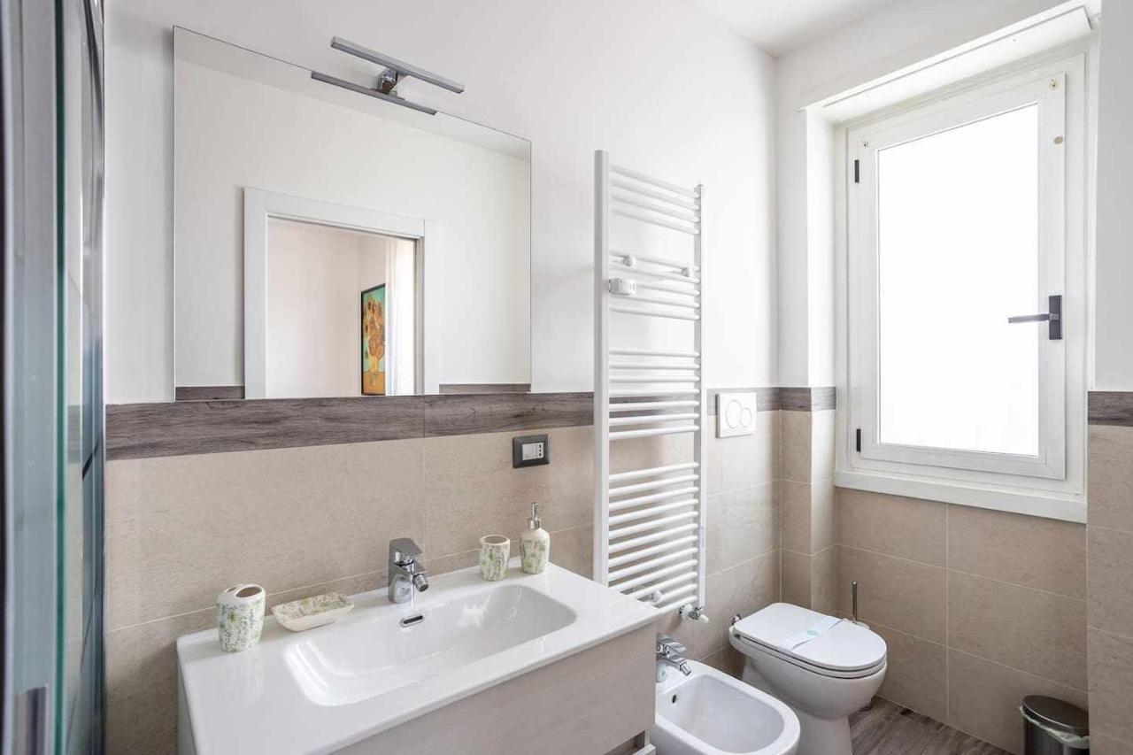 Milano City Apartments - Parking And Comfort - Spacious Apt Up To 8 Pax Екстер'єр фото