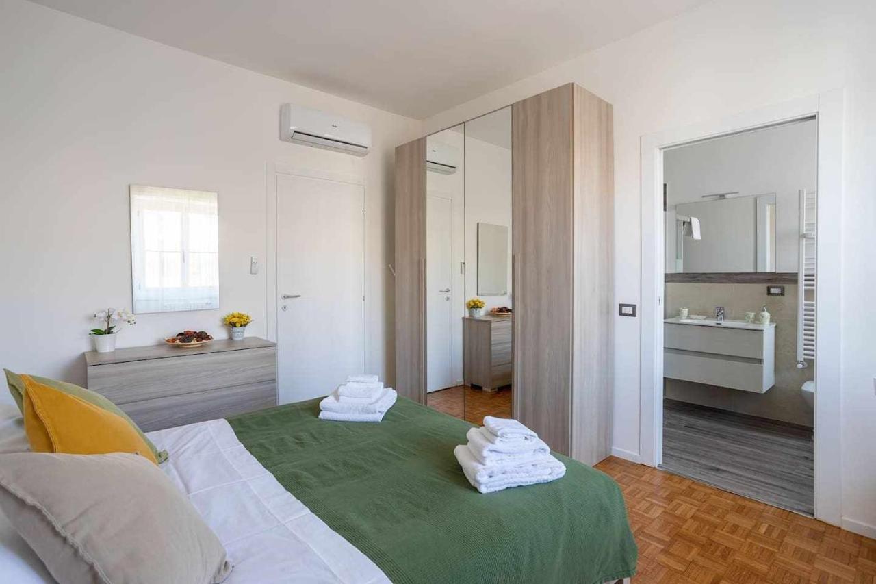 Milano City Apartments - Parking And Comfort - Spacious Apt Up To 8 Pax Екстер'єр фото